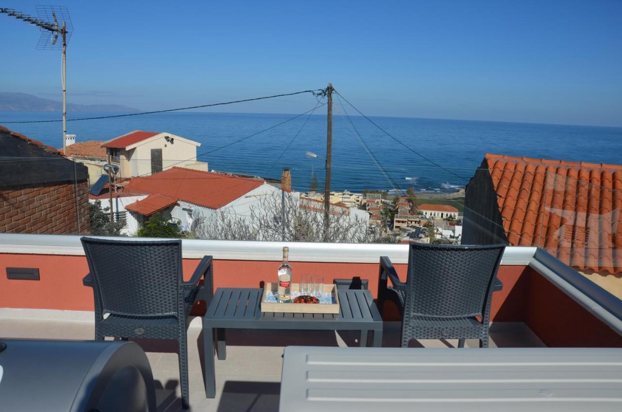 Vila Mouse House With Sea View And Mini Pool Platanés Exteriér fotografie
